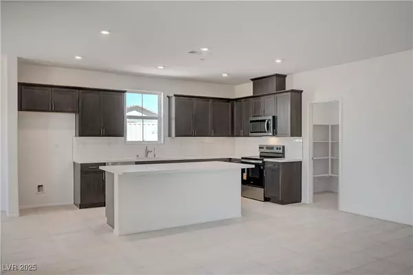 Las Vegas, NV 89121,3033 Dagny ST