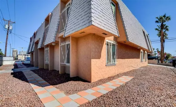 Las Vegas, NV 89169,3520 Cambridge ST #1