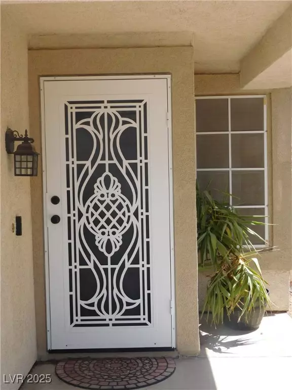 Las Vegas, NV 89147,7542 Mycroft CT