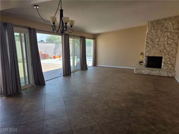 Las Vegas, NV 89169,3314 Arapaho CIR