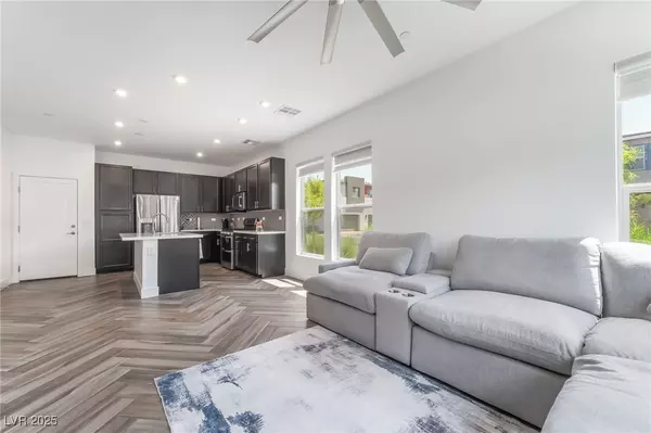 Las Vegas, NV 89141,9829 Kings Glen ST