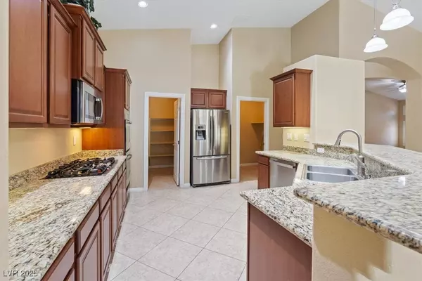 Las Vegas, NV 89131,7461 Suzanne Elaine CT
