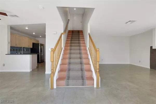 Las Vegas, NV 89145,901 Angel Star LN #901