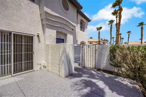 Las Vegas, NV 89145,901 Angel Star LN #901