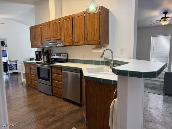 Pahrump, NV 89048,2761 W Medicine Man RD