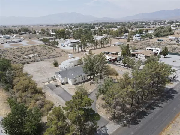 2761 W Medicine Man RD, Pahrump, NV 89048