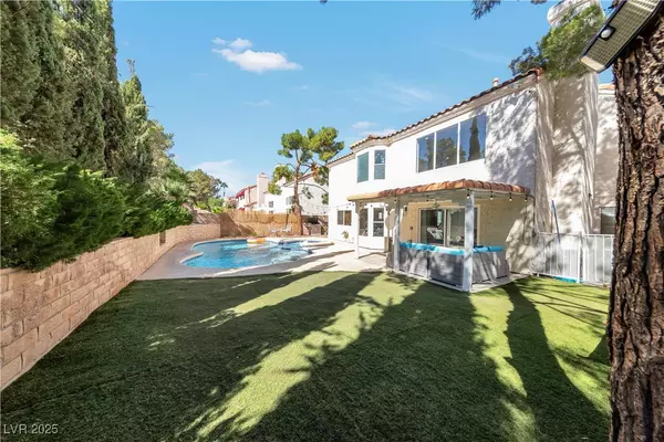 9721 Biscayne LN, Las Vegas, NV 89117