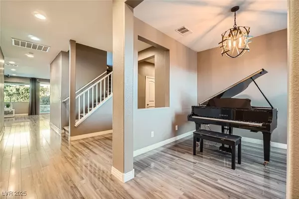 Las Vegas, NV 89123,7473 Roman Huff ST