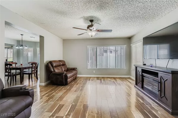 Henderson, NV 89014,982 Flapjack DR