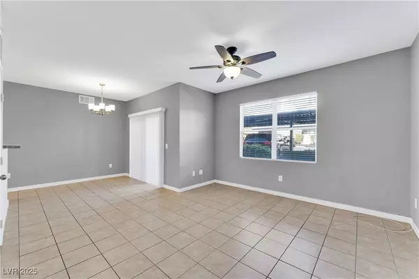Las Vegas, NV 89149,6955 N Durango DR #1042