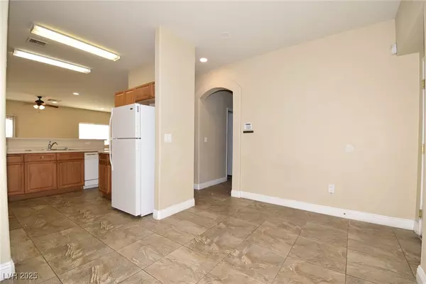 Las Vegas, NV 89178,8823 Roping Rodeo AVE #103