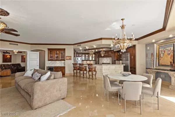 Las Vegas, NV 89145,9101 Alta DR #202