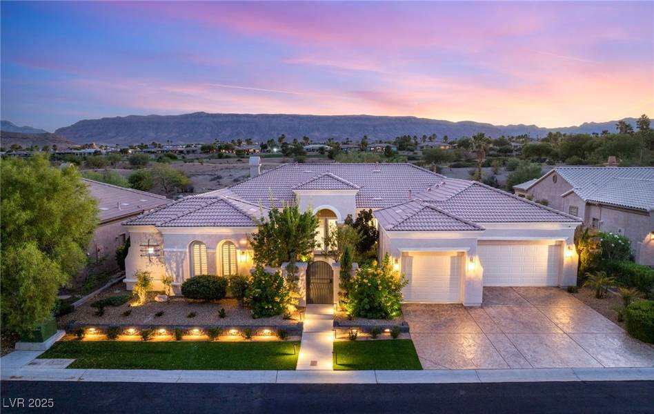 4555 Riva De Romanza ST, Las Vegas, NV 89135
