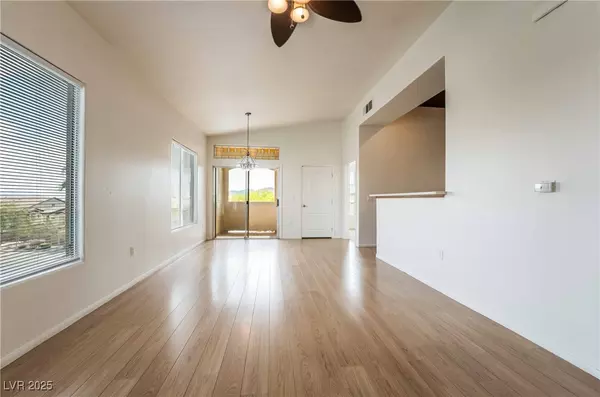 Henderson, NV 89052,2305 W Horizon Ridge Pkwy #2624