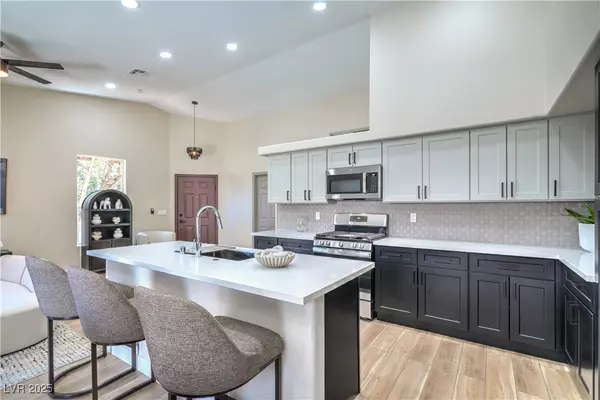7772 Buckwood CT, Las Vegas, NV 89149
