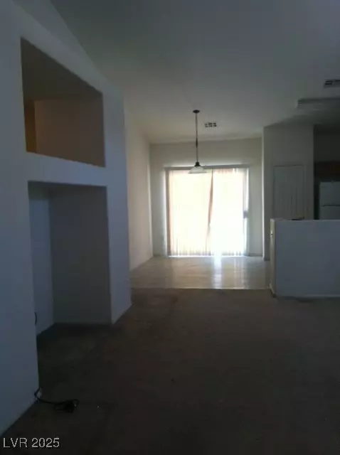 North Las Vegas, NV 89081,6061 GUM SPRINGS ST