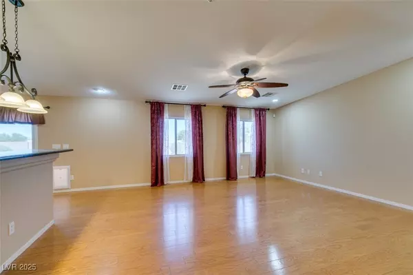 Las Vegas, NV 89131,8219 Alameda Falls AVE