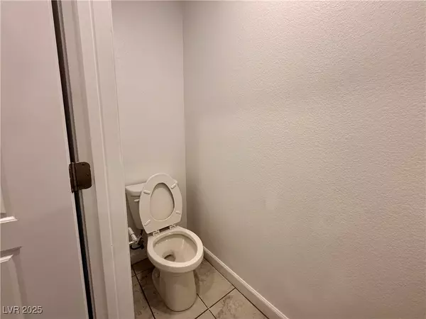 Henderson, NV 89011,324 Silva PL