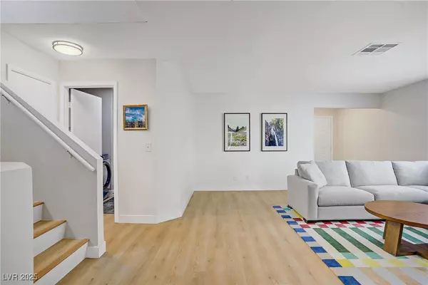 Las Vegas, NV 89128,1616 Royal Canyon DR