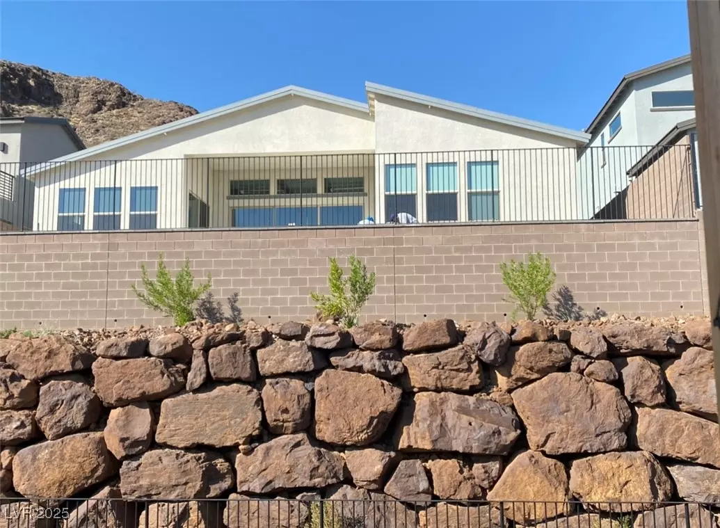 Henderson, NV 89052,1988 Canyon Highlands DR