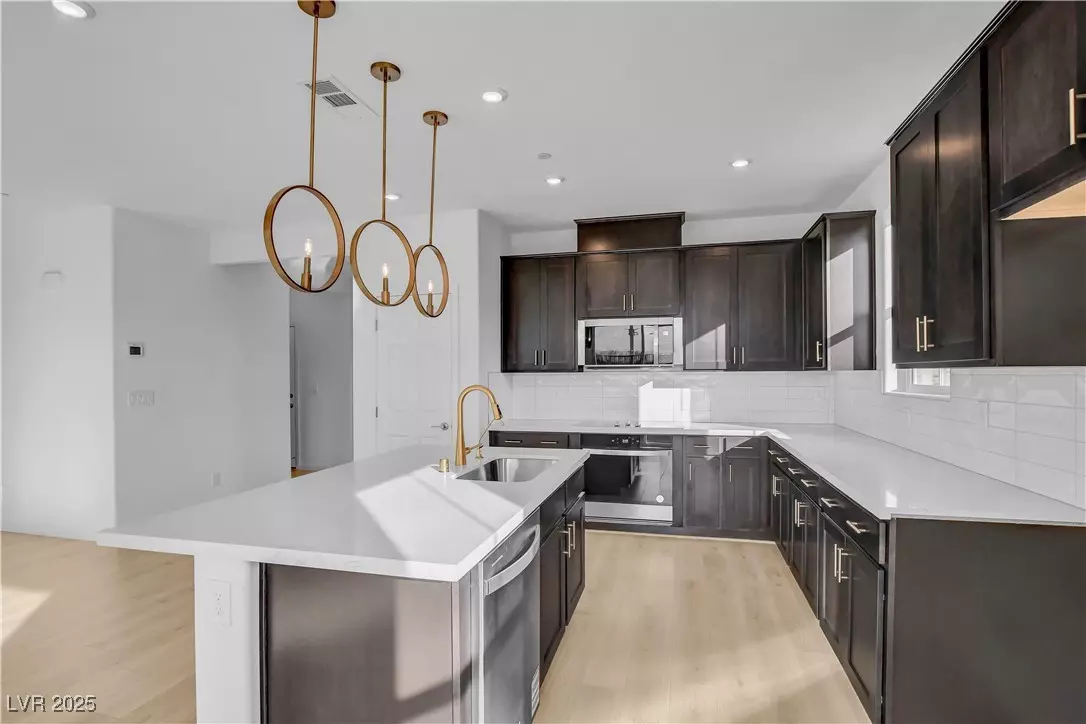 Henderson, NV 89015,321 Blossom Wind ST