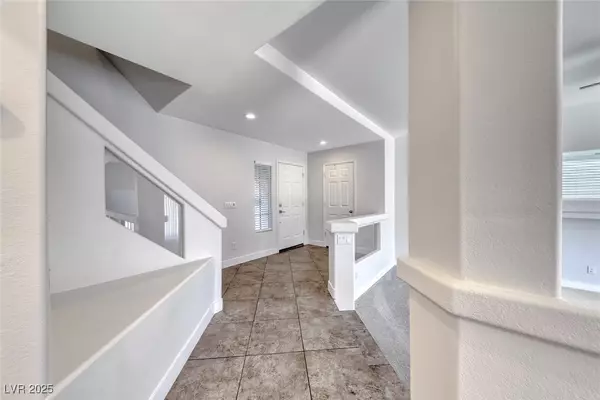 Las Vegas, NV 89139,7580 Mermaid Song CT