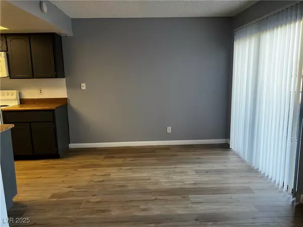 Las Vegas, NV 89107,301 Brookside LN #D