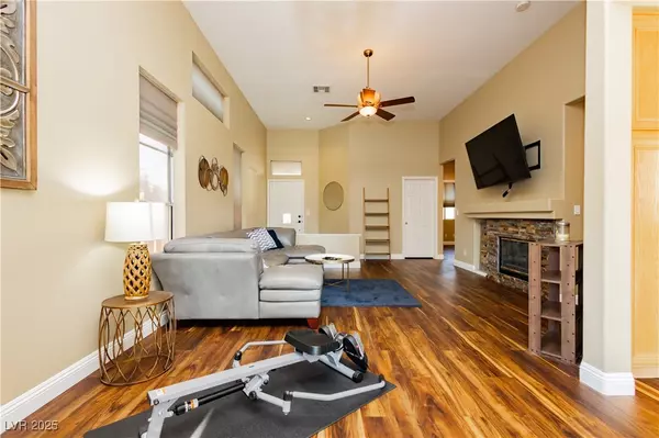 Henderson, NV 89074,242 Victoria TER
