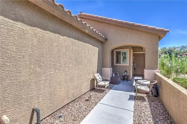 Las Vegas, NV 89122,6085 Majestic Wind AVE