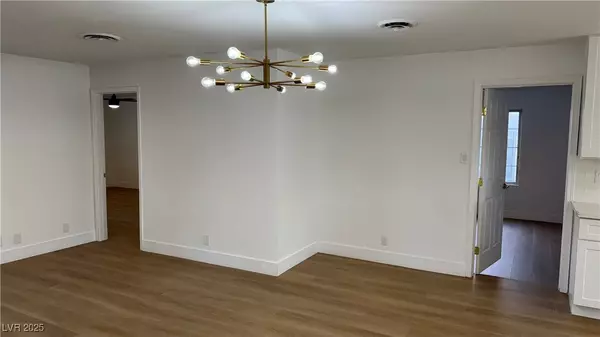 Las Vegas, NV 89122,5239 Treasure AVE