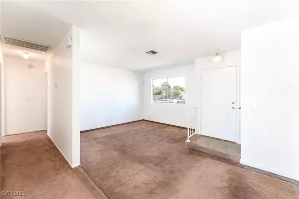 Las Vegas, NV 89110,3701 Strutz AVE