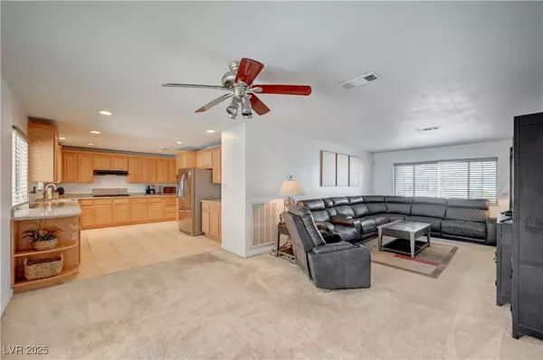 Las Vegas, NV 89121,4363 El Cebra WAY