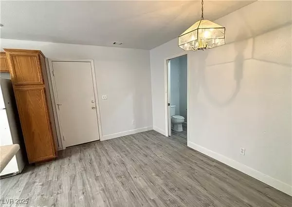 Las Vegas, NV 89118,5466 Dungaree ST