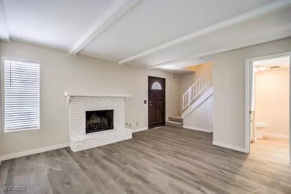 Las Vegas, NV 89120,3683 Villa Knolls East DR