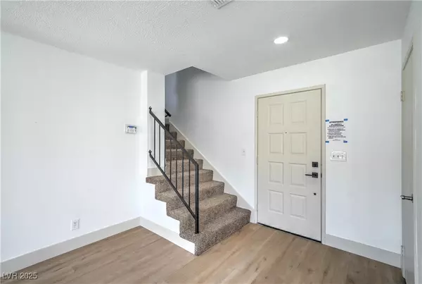 Las Vegas, NV 89108,6633 Gazelle DR