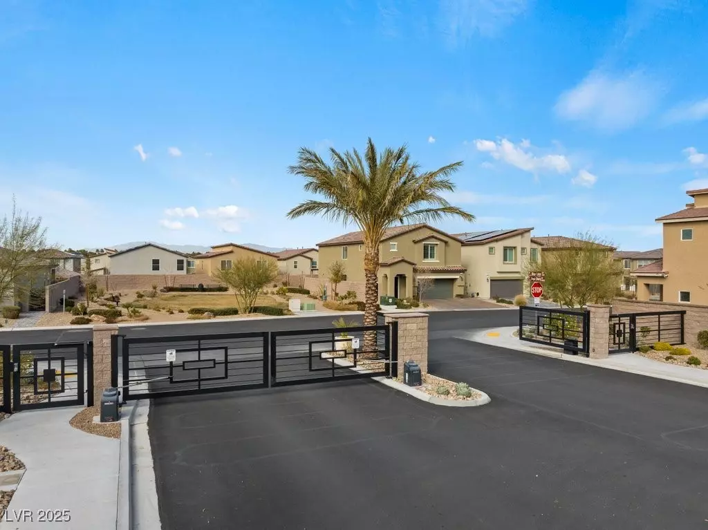 Las Vegas, NV 89113,7432 Red Plumeria AVE