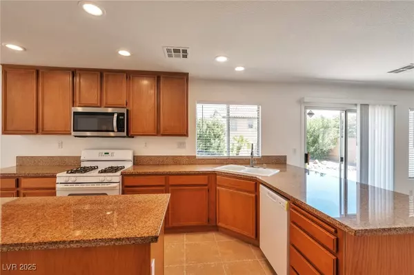 North Las Vegas, NV 89084,6440 Giant Oak ST