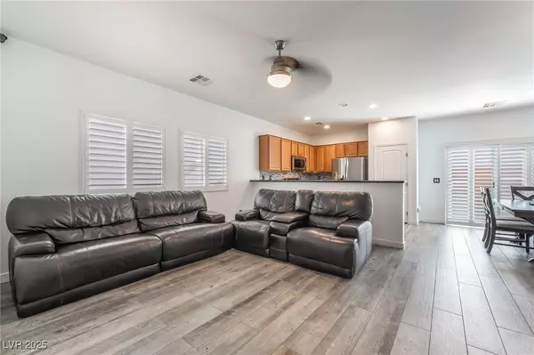 Las Vegas, NV 89178,10220 Cougar Crossing ST