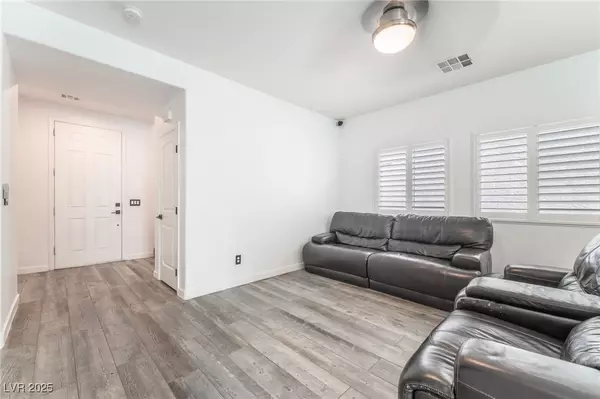 Las Vegas, NV 89178,10220 Cougar Crossing ST