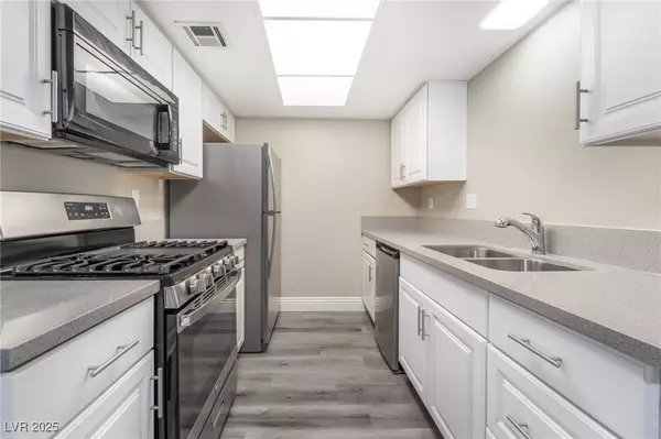 445 N Lamb BLVD #C, Las Vegas, NV 89110