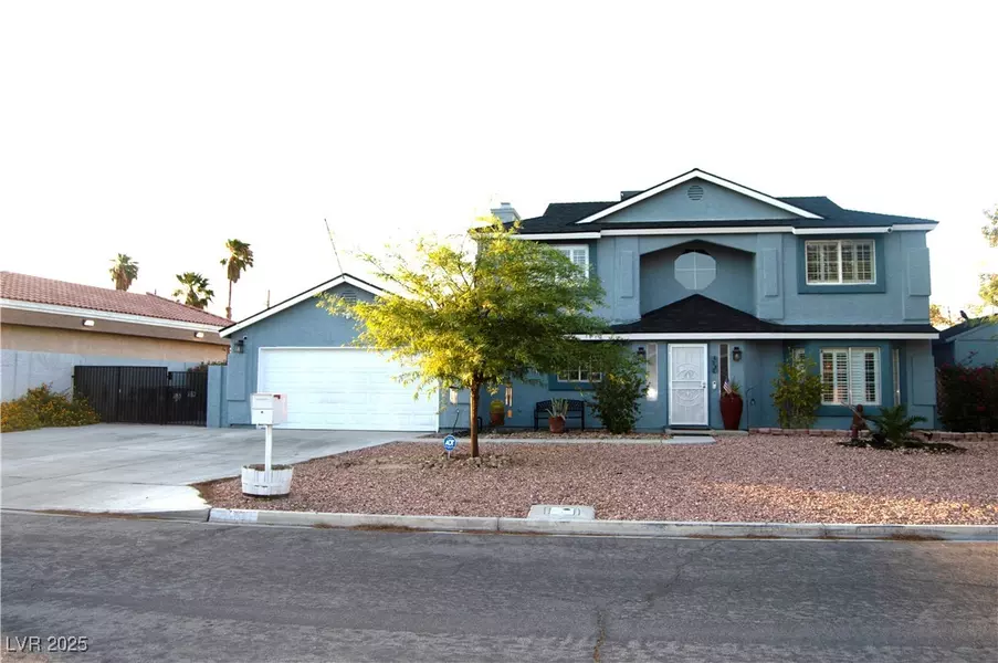 4702 Steeplechase AVE, North Las Vegas, NV 89031