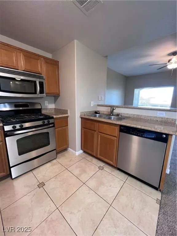 7701 W Robindale RD #222, Las Vegas, NV 89113