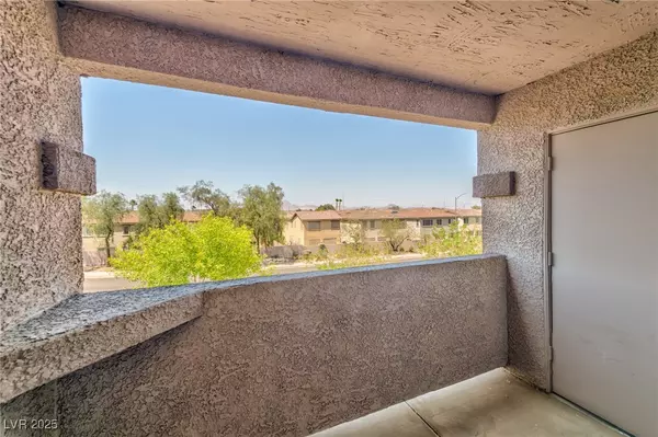 Henderson, NV 89074,45 Maleena Mesa ST #724