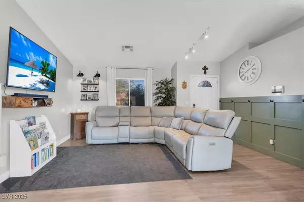 Henderson, NV 89015,500 Grape DR