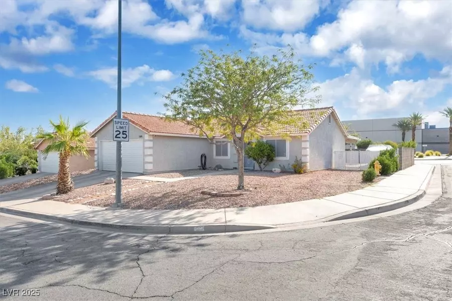 500 Grape DR, Henderson, NV 89015