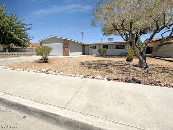 2005 Fontenelle ST, Las Vegas, NV 89102