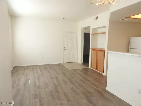 Las Vegas, NV 89147,9470 Peace WAY #112