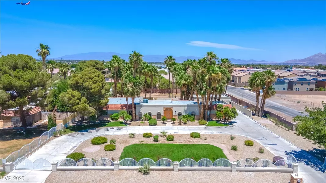 3784 Pama LN, Las Vegas, NV 89120