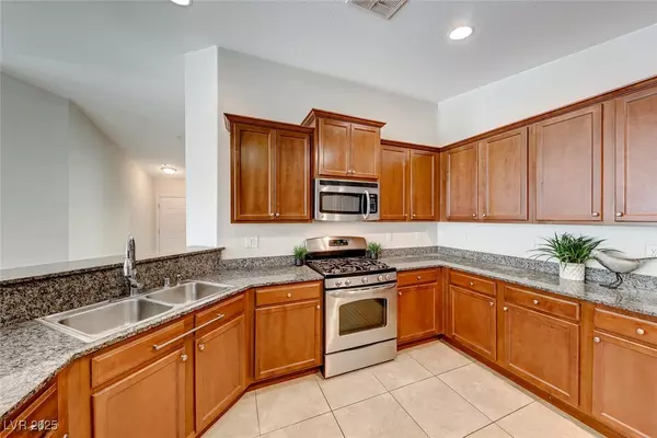 North Las Vegas, NV 89031,6028 Stern Cove CT