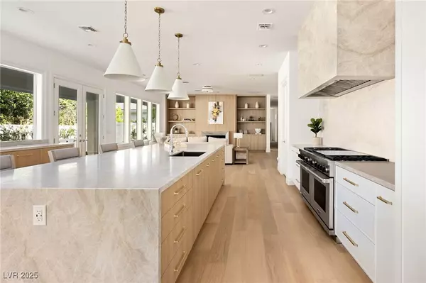 Las Vegas, NV 89144,428 SAINT ANDREWS CT